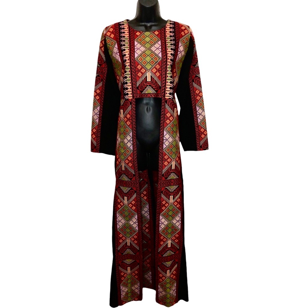 M/L- Jordanian Palestinian Dress Abaya THOBE / KAFTAN (Embroidered)